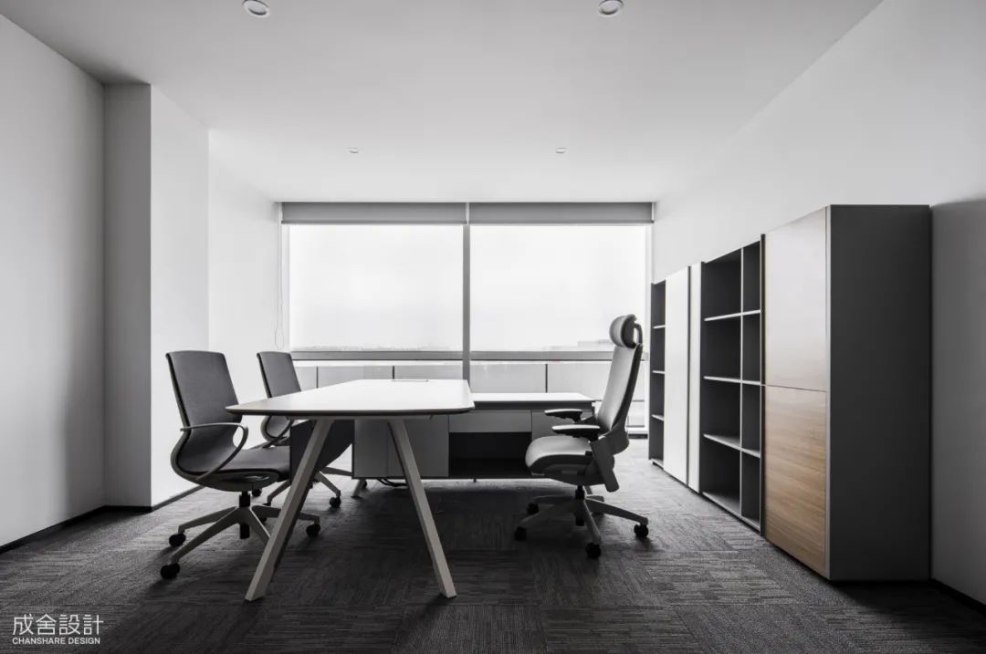 休息區(qū) 休息區(qū)